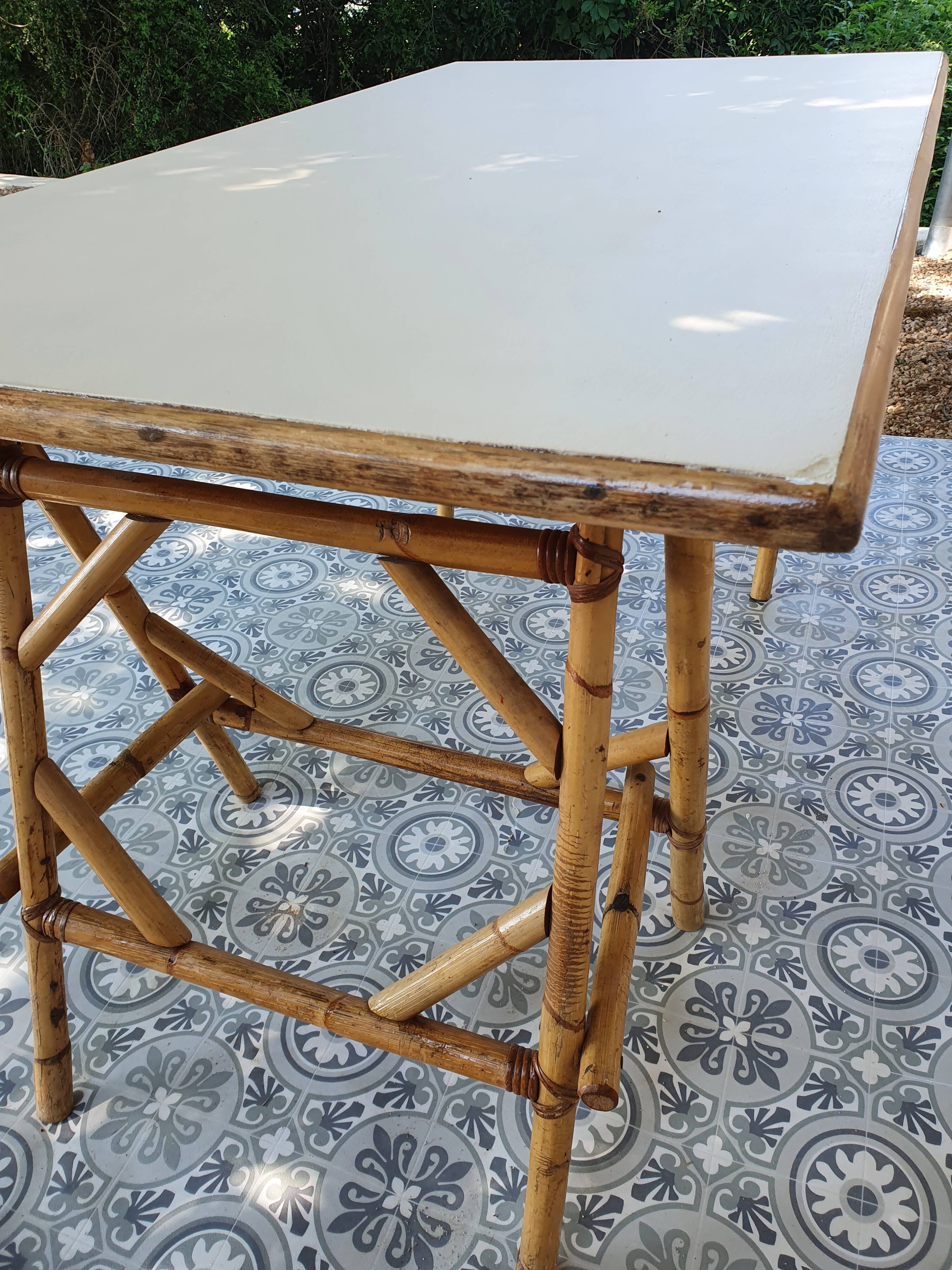 Bureau en rotin