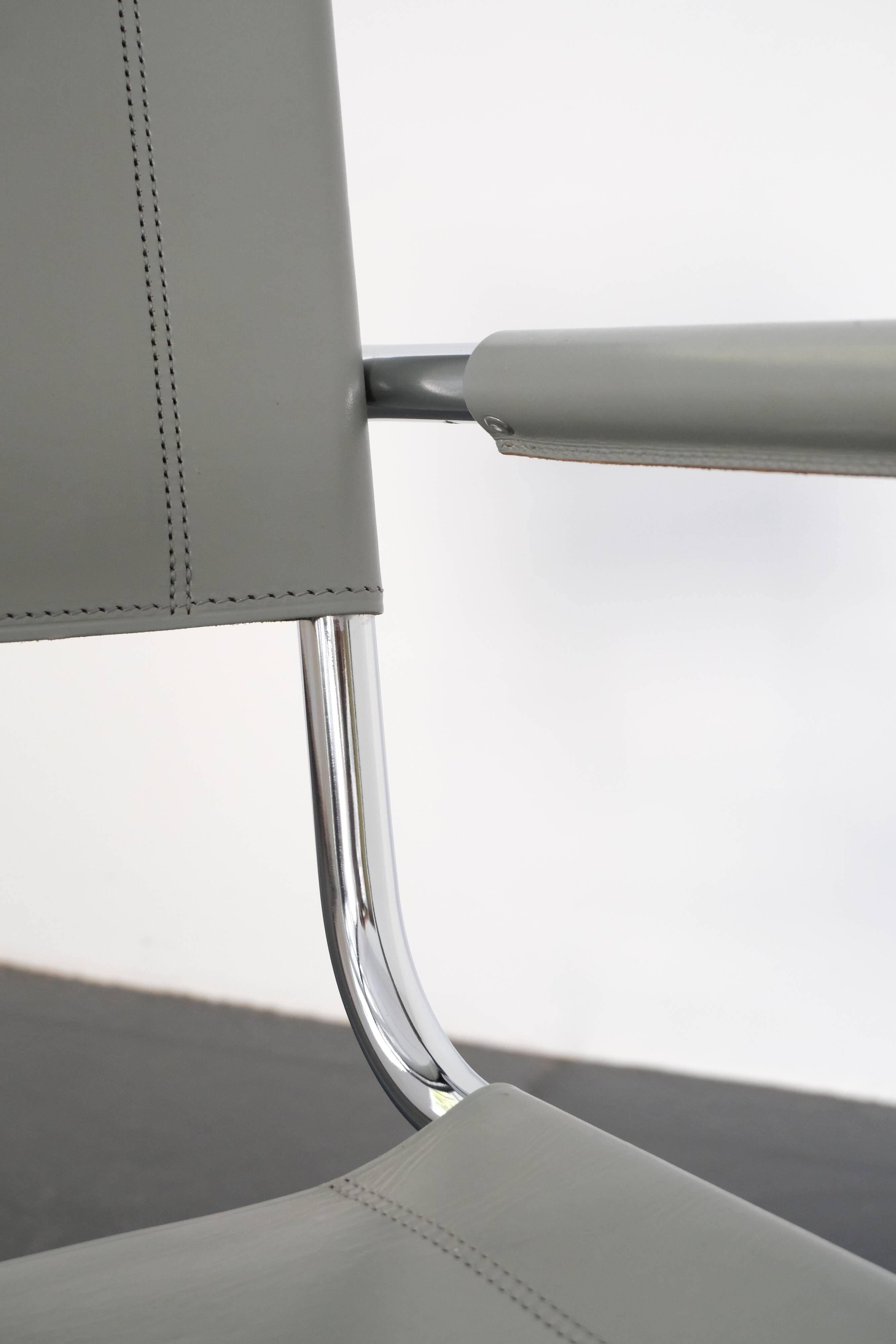 Chaise cantilever « S 533 F » par Ludwig Mies van der Rohe / Thonet