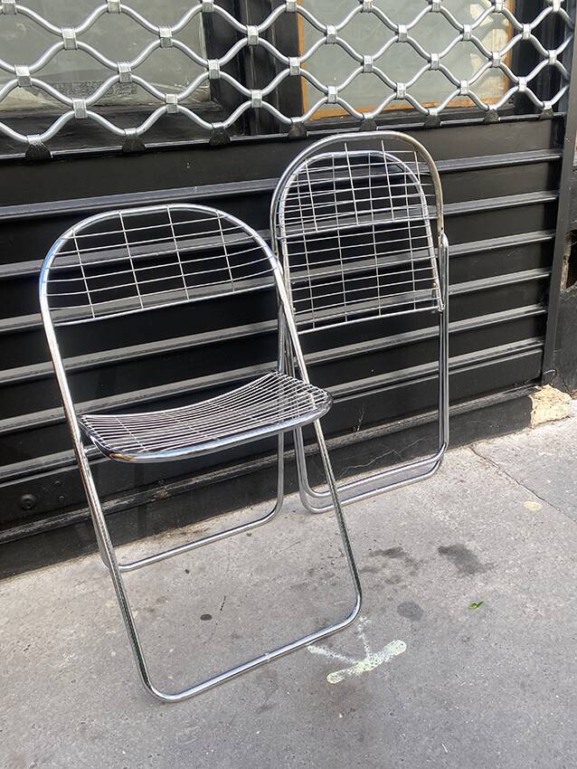Pair of Niels Gammelgaard (?) "aland" mesh folding chairs, chrome, 1970