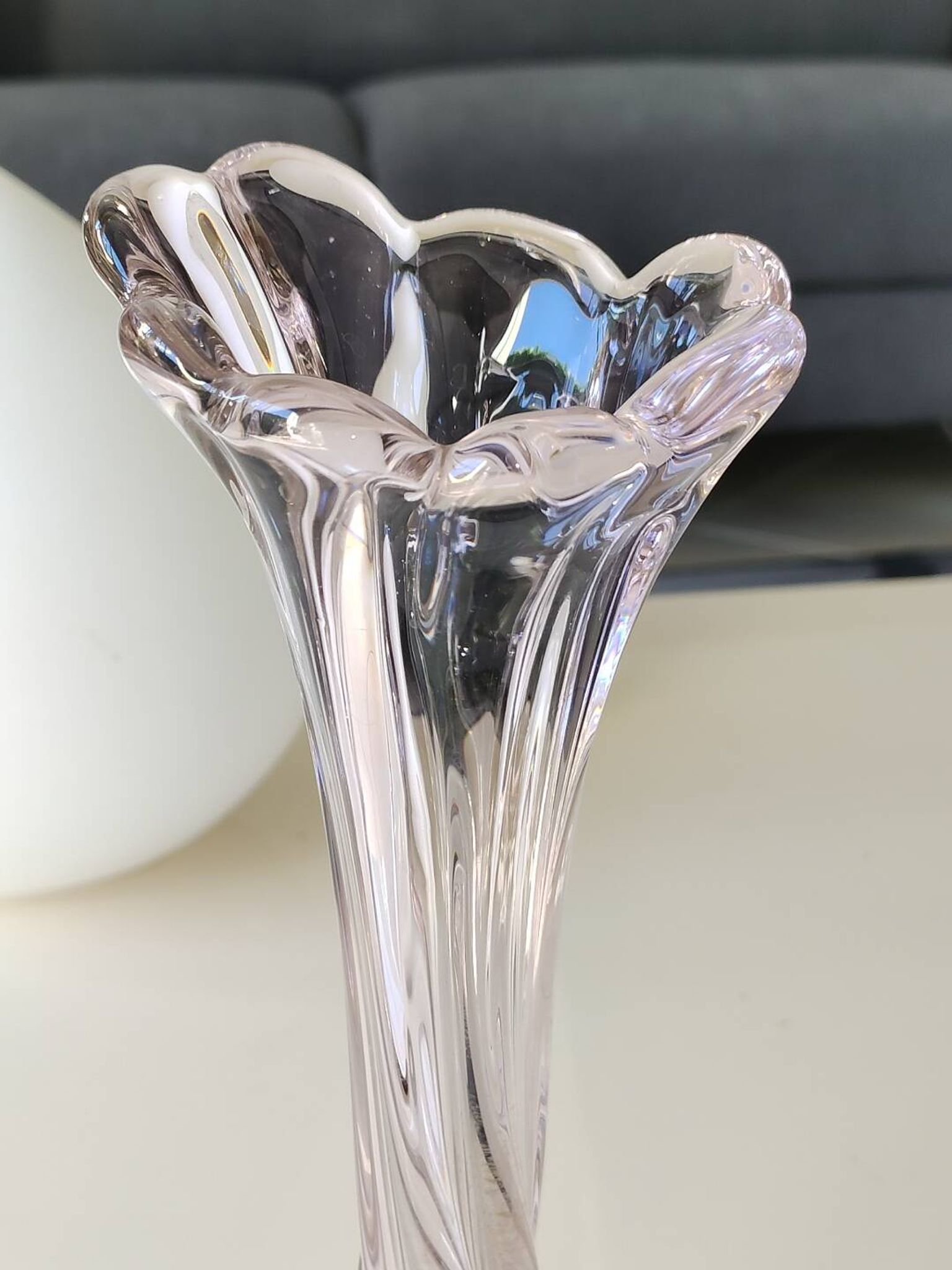 Grand Vase Design floral. En verre d Art soufflé Murano. Tons roses, 30,5cm