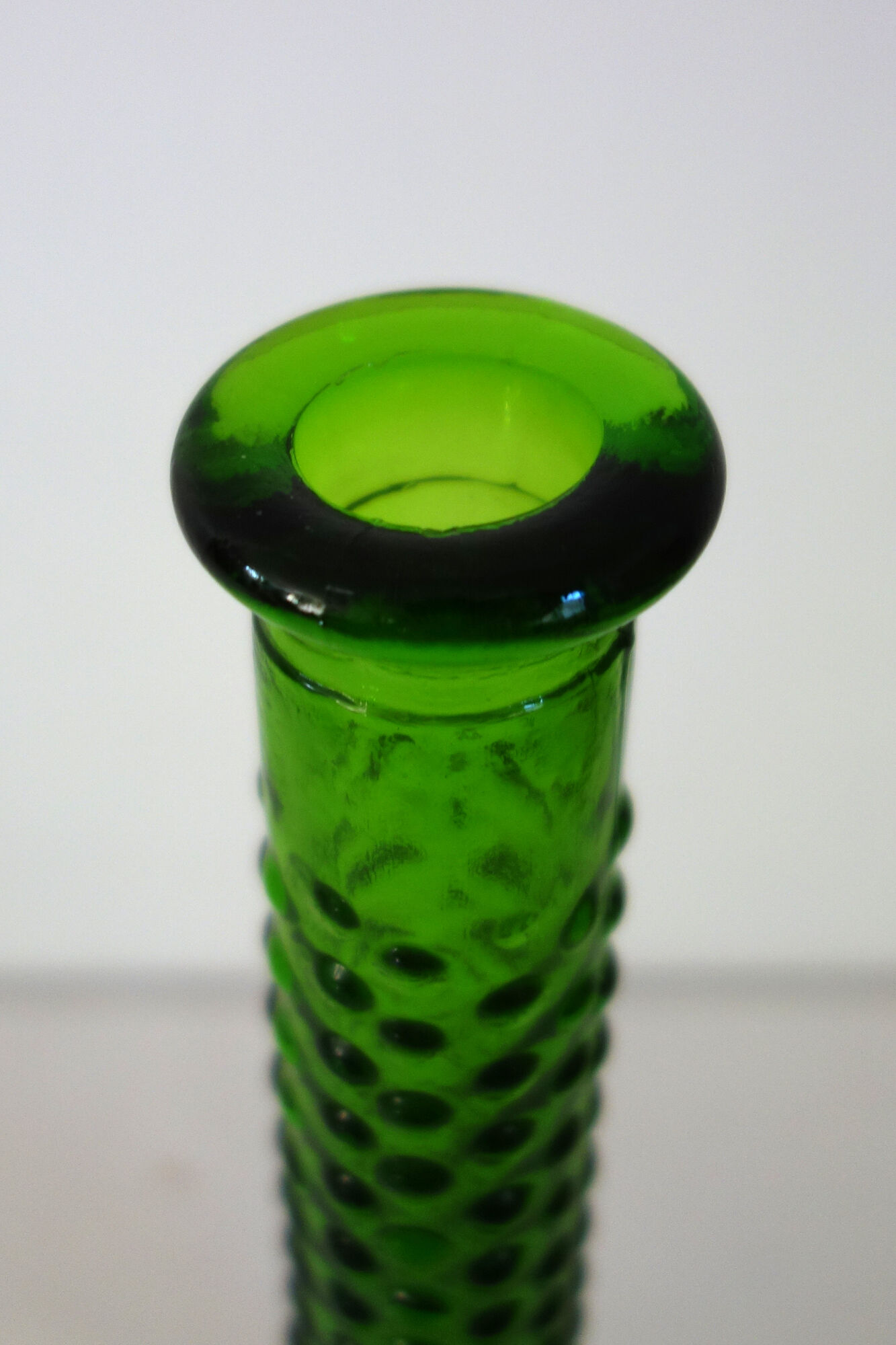 Carafe bottle in green glass bubbles Empoli 60s