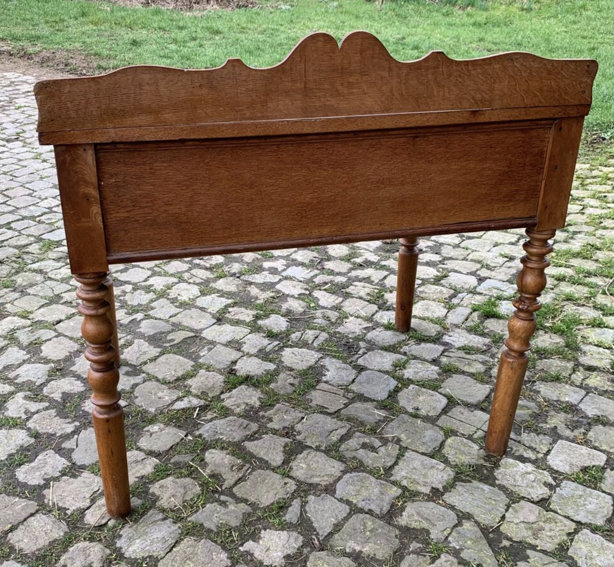 Oak sloping secretary