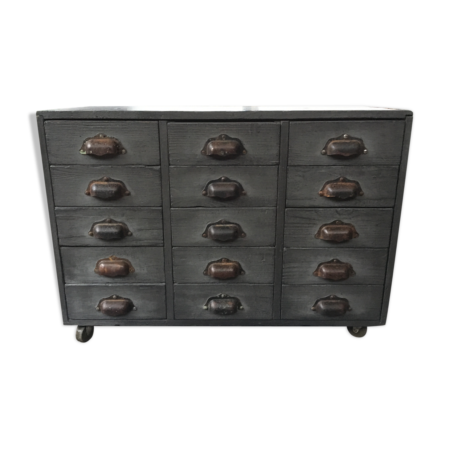 Furniture business with drawers