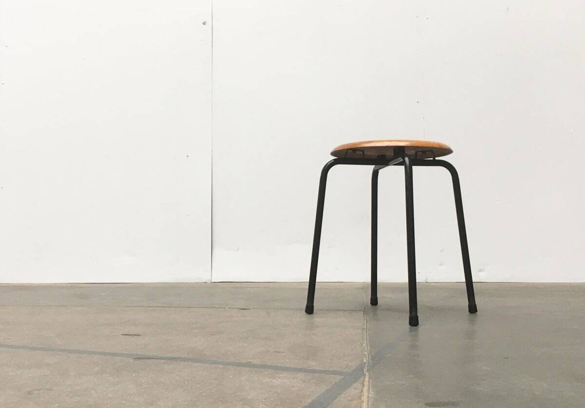 Tabouret danois du milieu du siècle par MH Stalmöbler