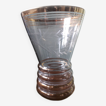 Vase vintage des années 70 en verre ciselé