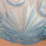 Suspension en pate de verre bleue signée Degué / style art deco