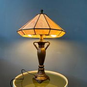Lampe de table Tiffany Art déco en vitrail violet