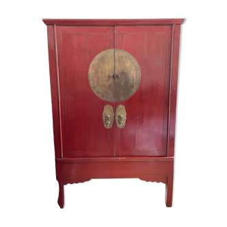 Old Chinese lacquered wood cabinet