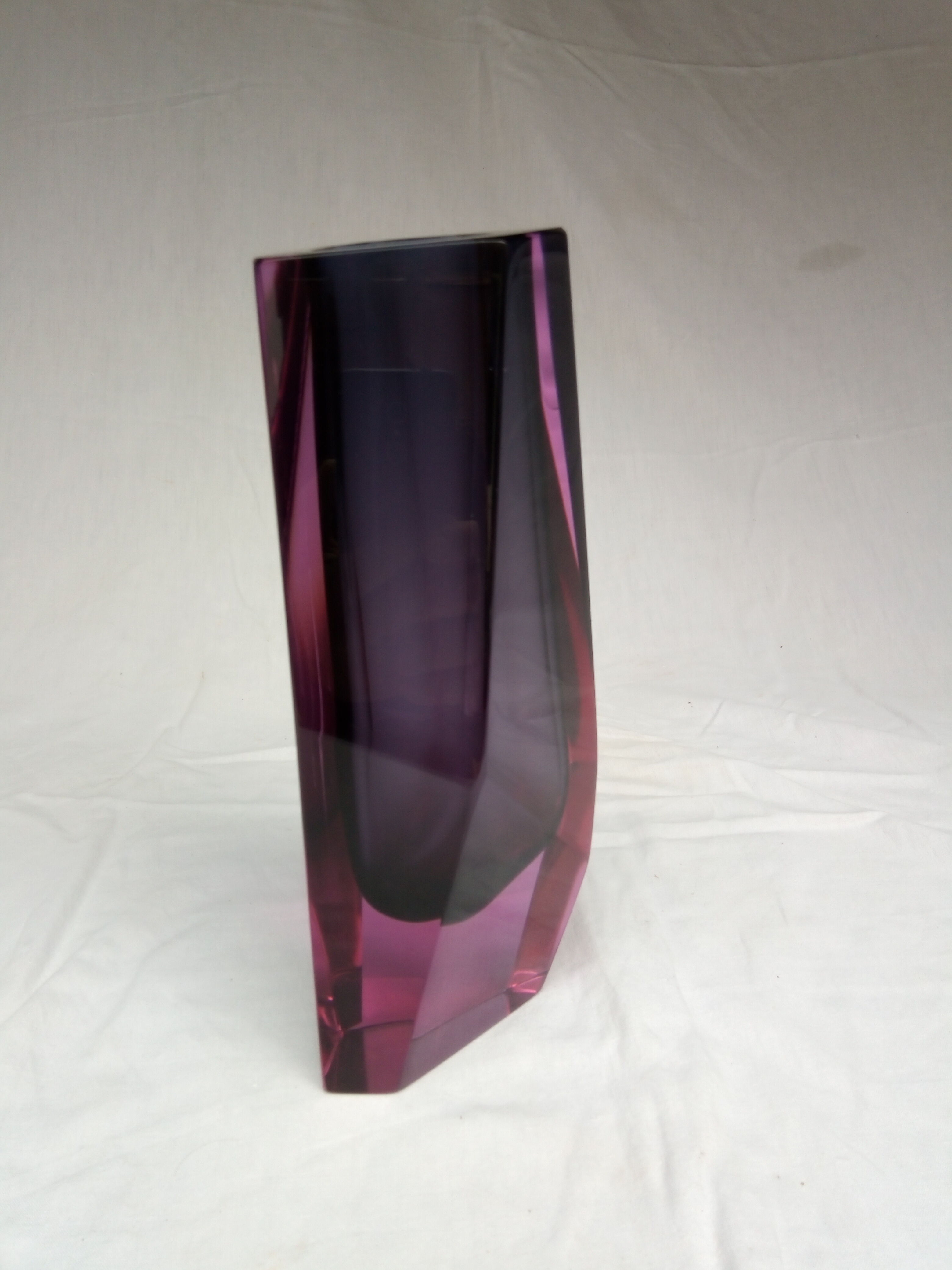 Faceted vase 80s Murano