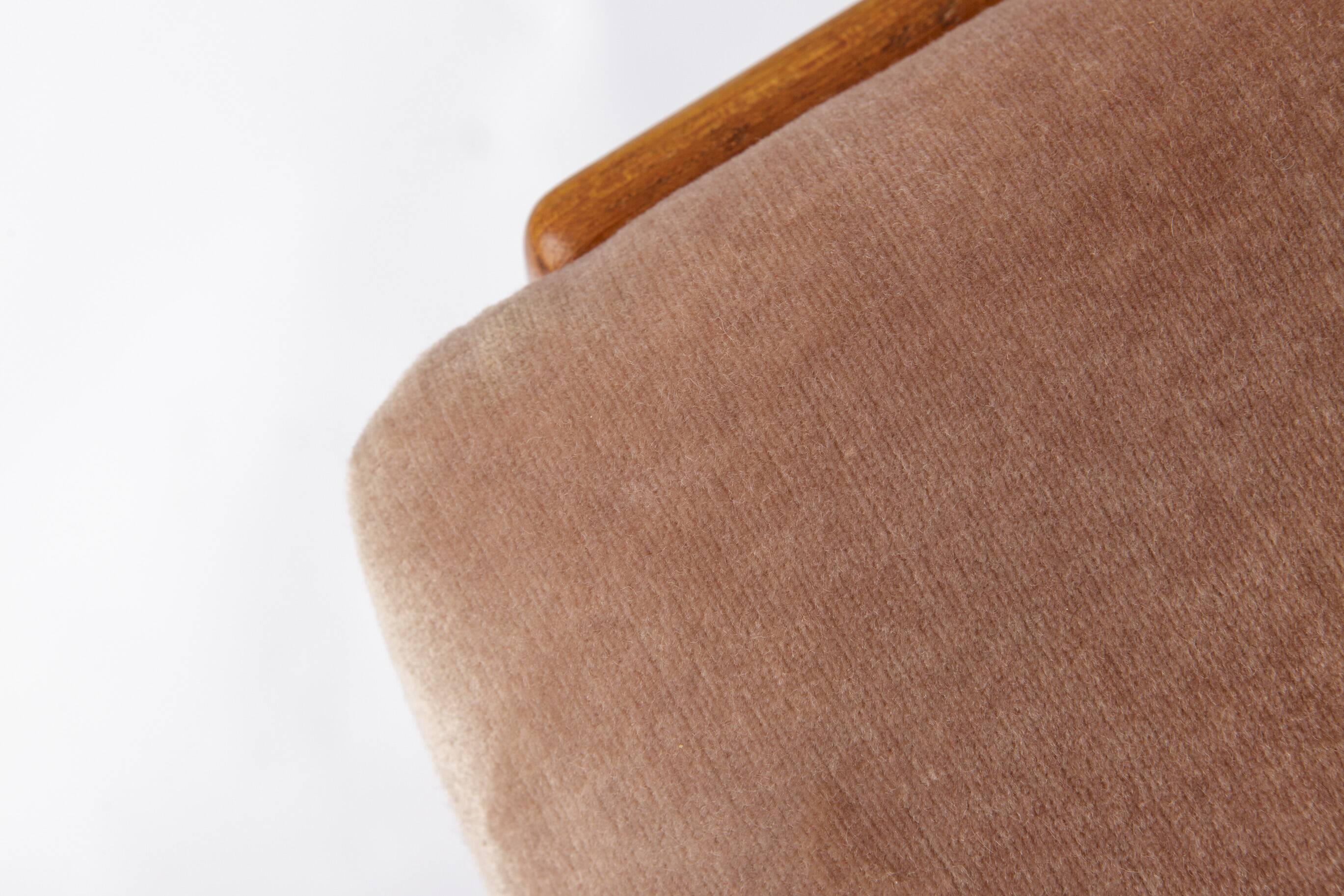 Set of 4 Erik Kirkegaard Chairs Model 49, Danish Mid Century 1960s Teak