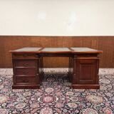 Classic English Chesterfield Partnerdesk Desk