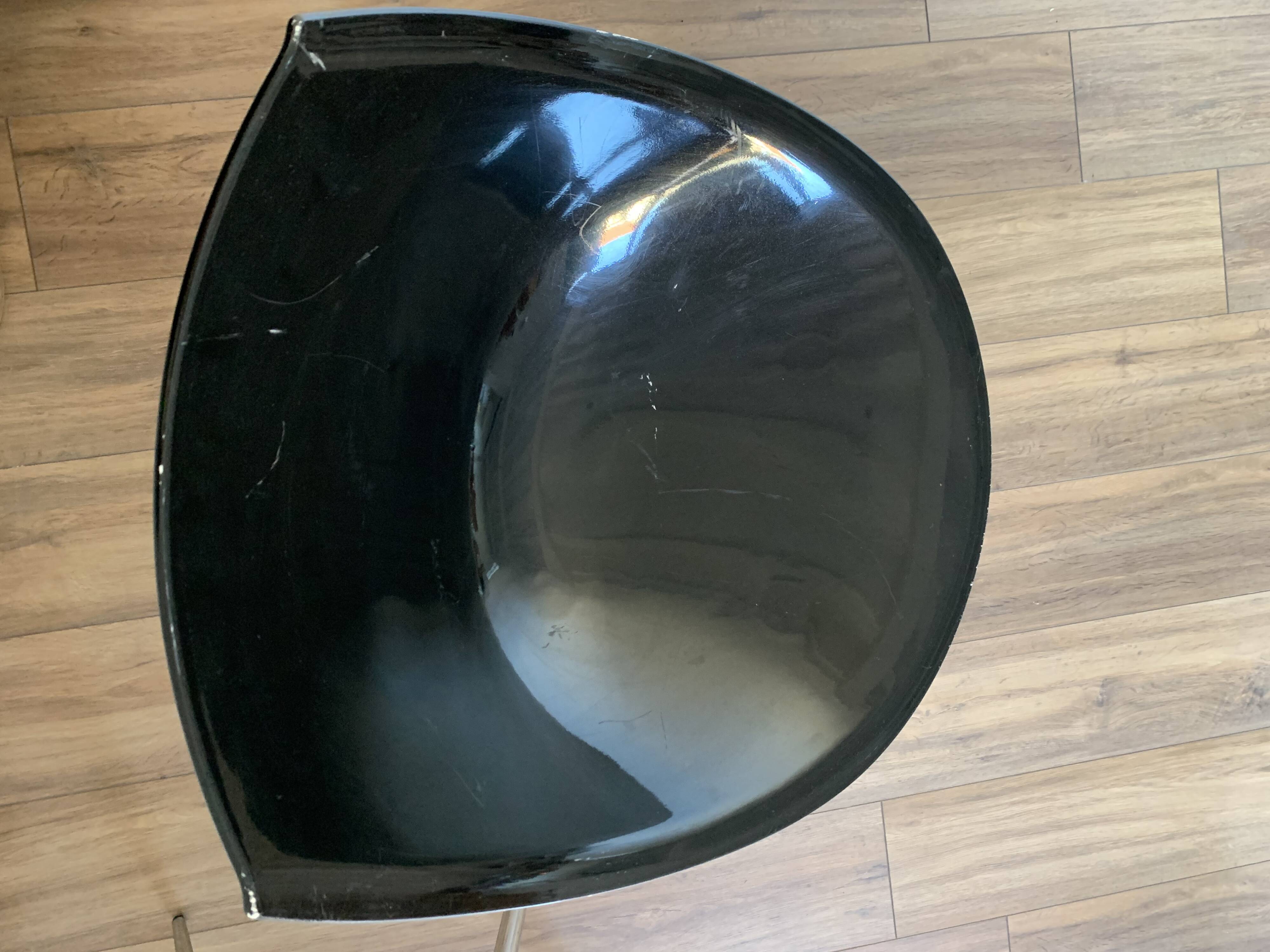Duo of chairs