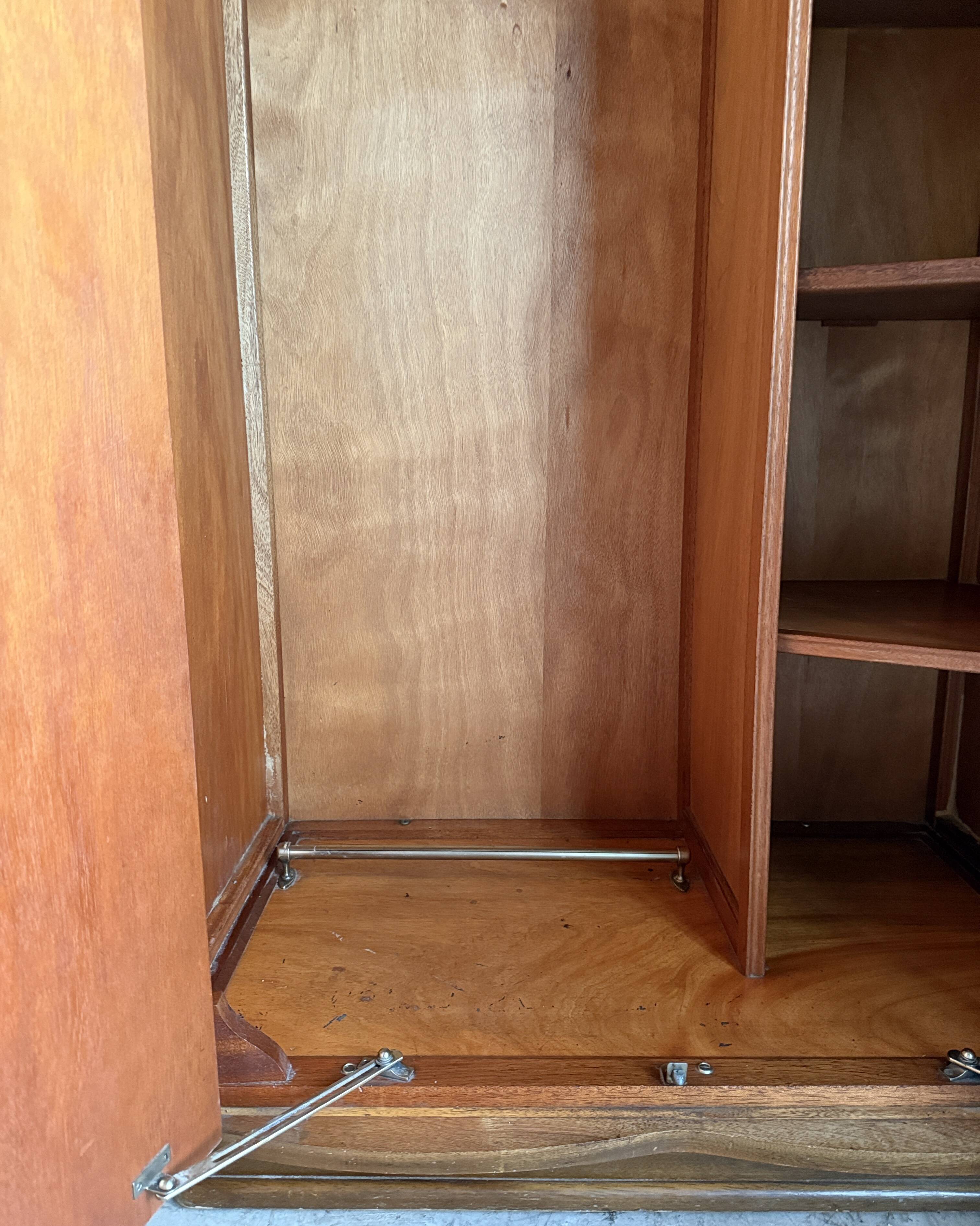 Vestiaire Art Déco  anglais