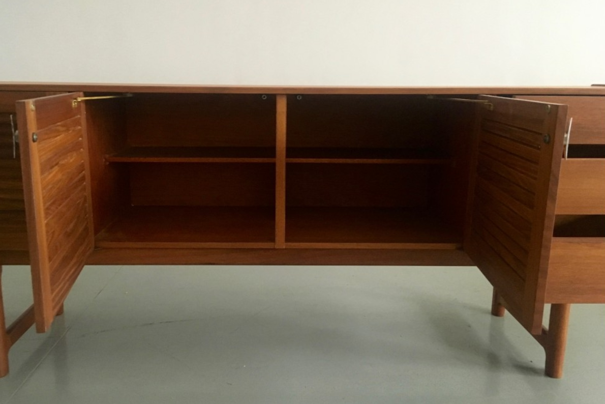 Row A. H. McIntosh Co Ltd of the Kirkcaldy Scotland