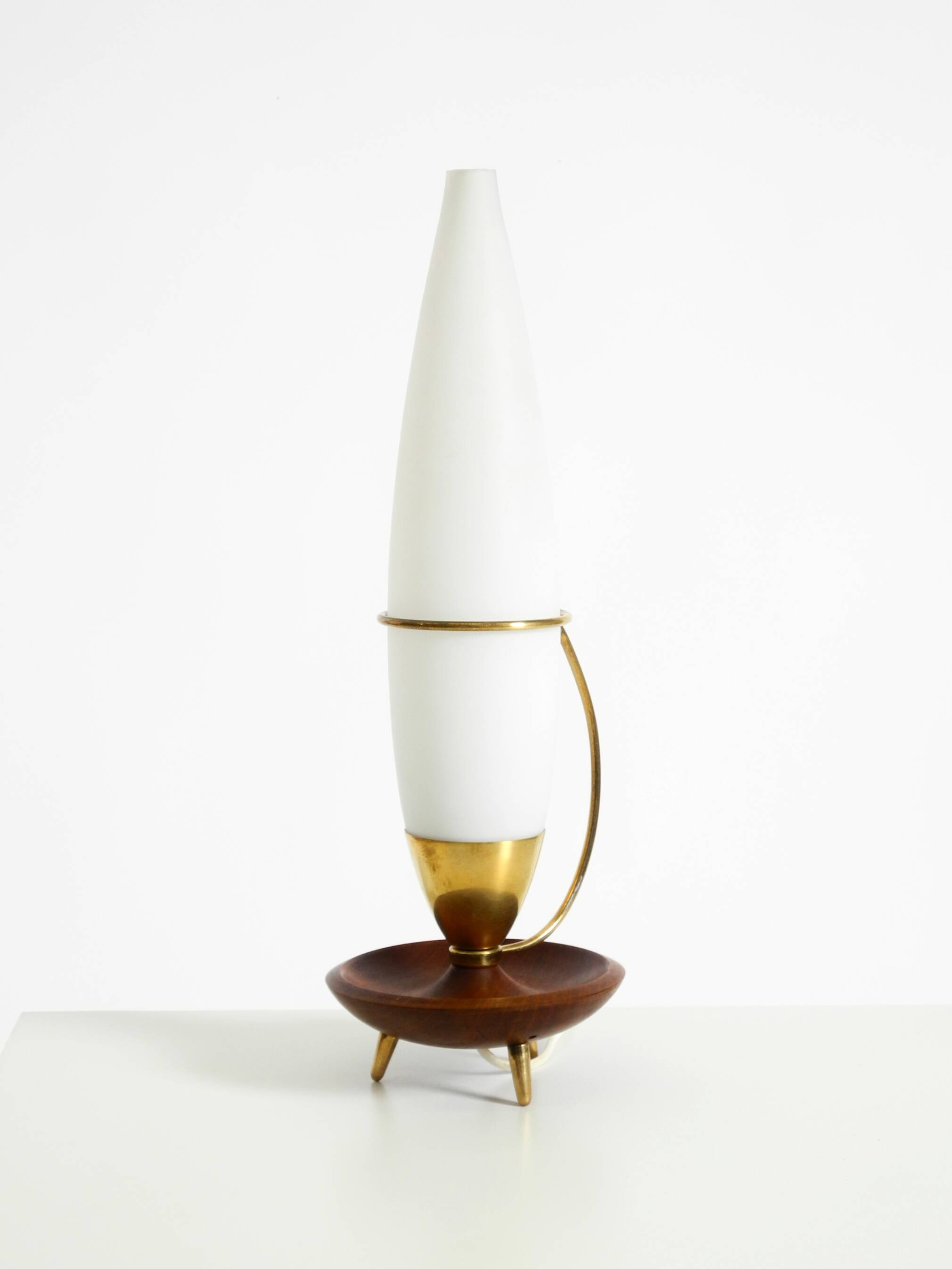 Large 1950s table lamp made of brass and teak, with a frosted glass shade