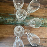 Set of 7 champagne flutes. Made of cut crystal.