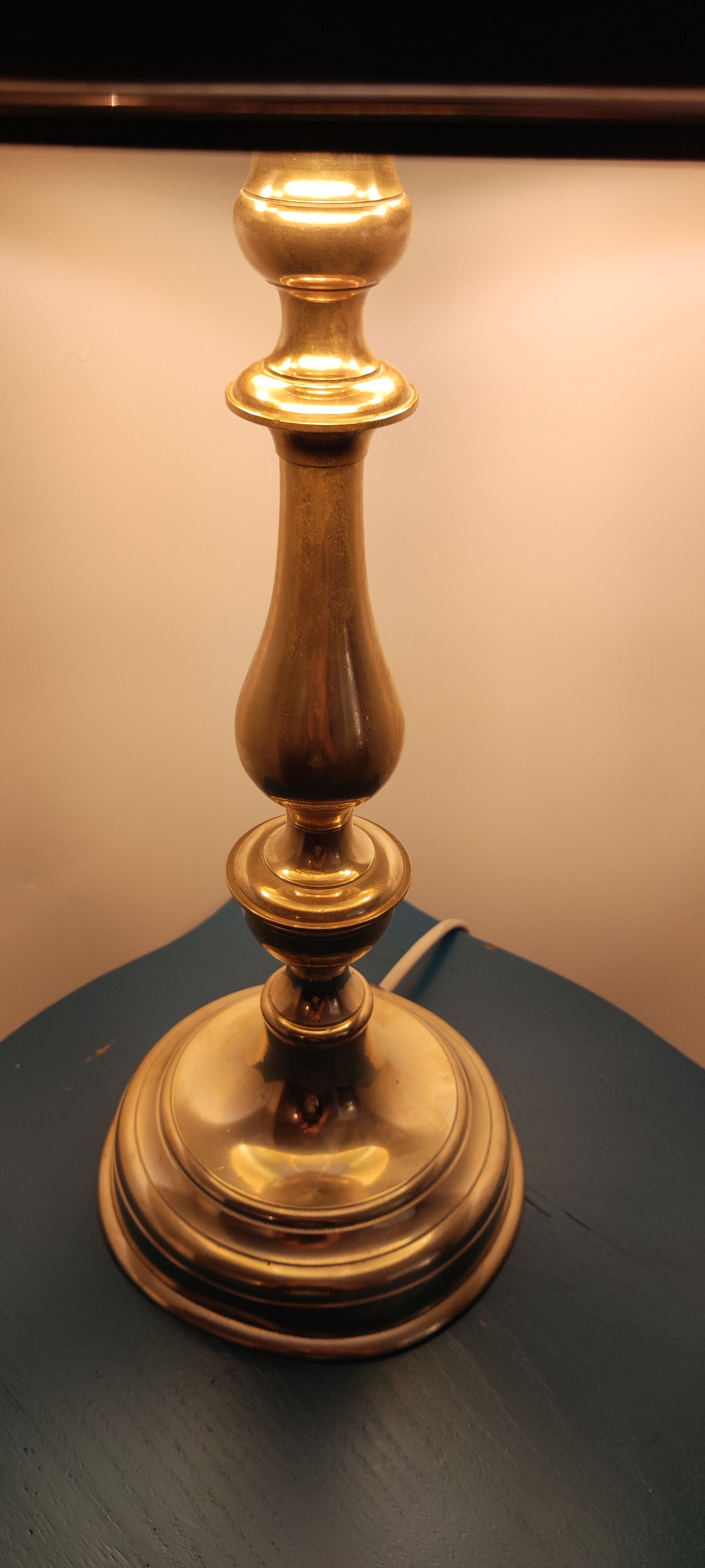 Brass table lamp