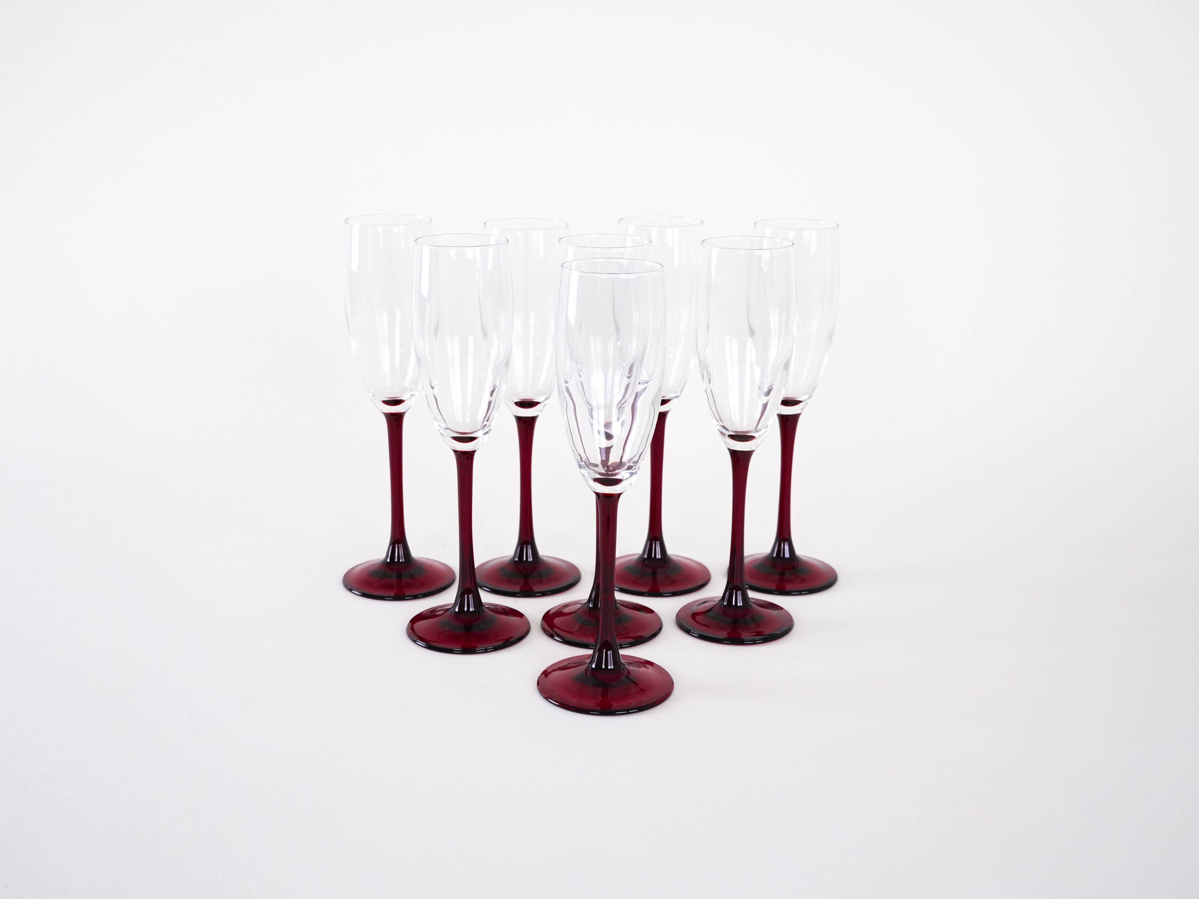 Set of champagne glasses, French design, 1970s, manufacturer: Luminarc