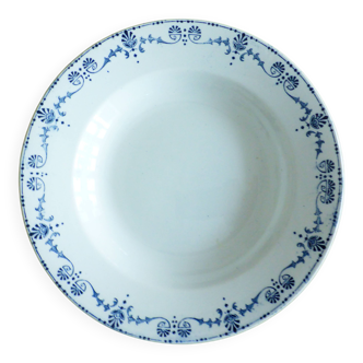 1 deep plate made of Gien ironstone, Etruscan model 221275