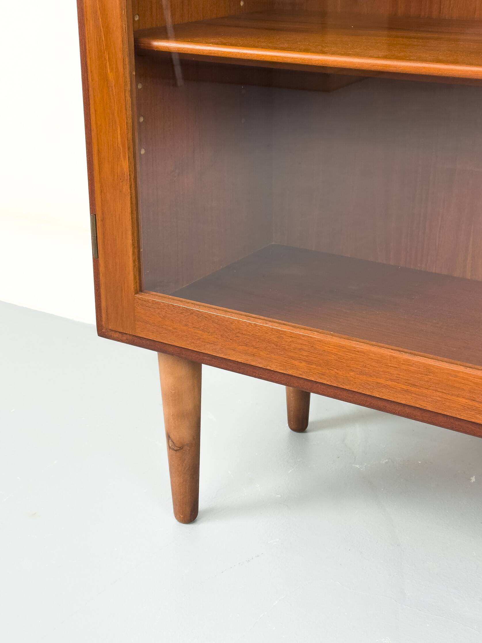 Danish Display Case in Teak by Børge Mogensen for Søborg Møbelfabrik, 1960s