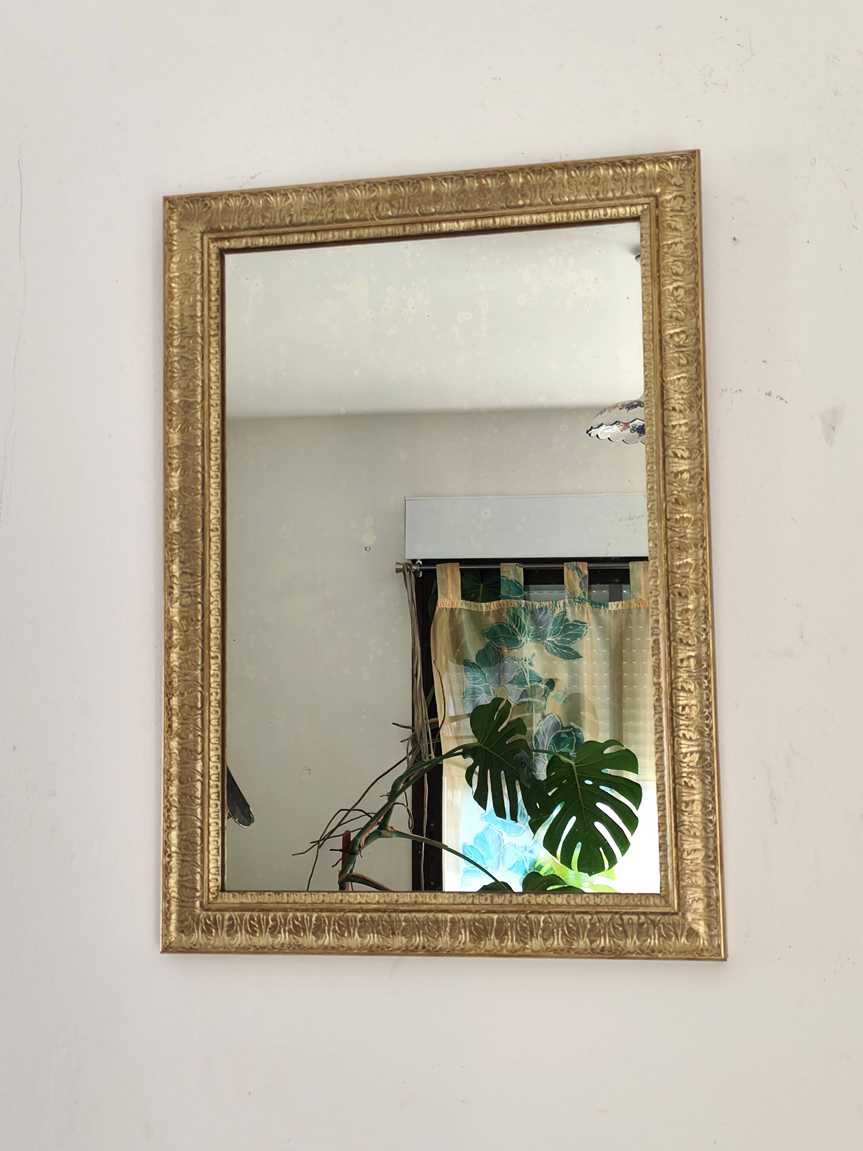Antique gilded wooden rectangular mirror