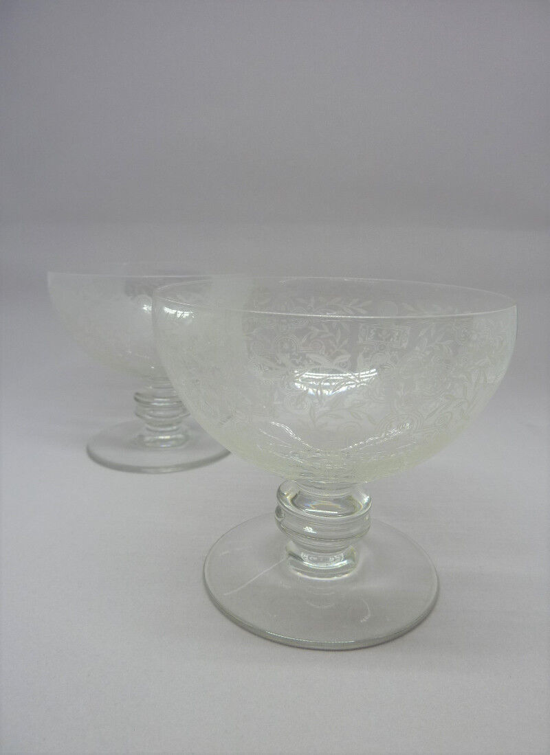 5 glasses of Baccarat France champagne glasses