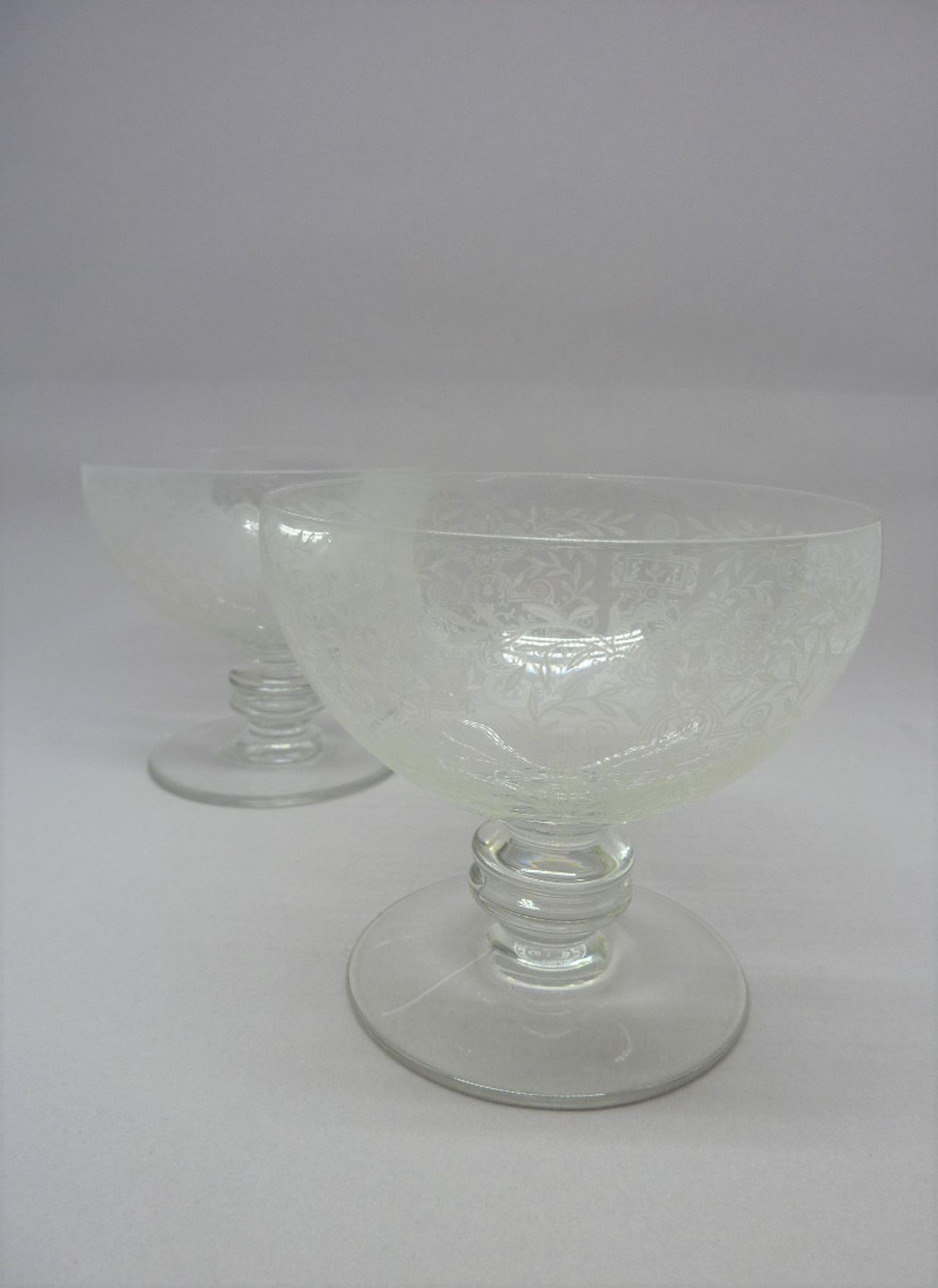5 glasses of Baccarat France champagne glasses