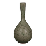 Vase en porcelaine céladon sculpté de style dynastie Song exquis
