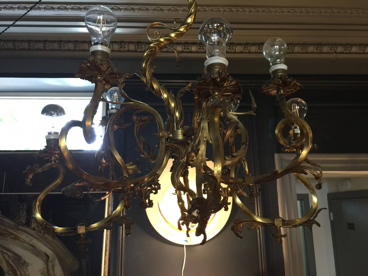 Napoleon III bronze chandelier, Louis XV style, baroque rocaille twist, 189