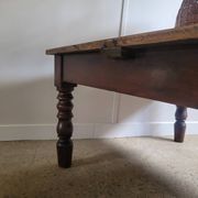Wooden coffee table with turned legs