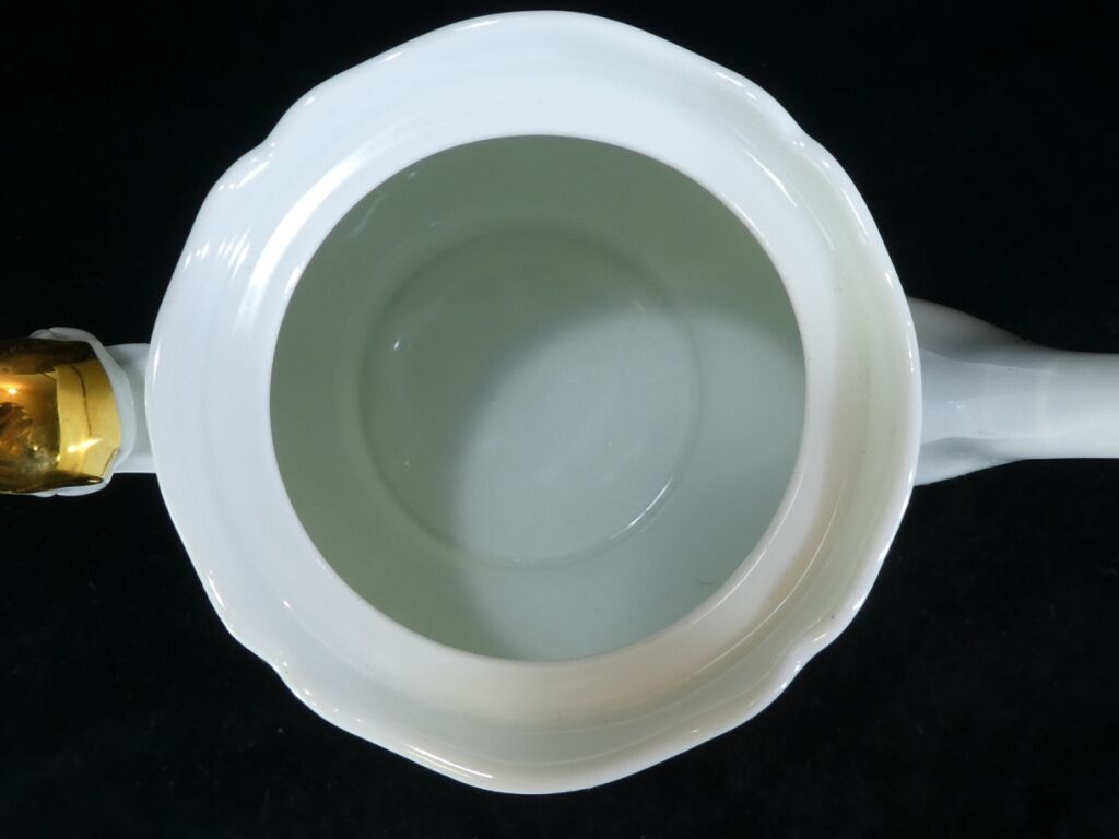 Coffee service in white and gold porcelain Limoges France