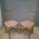 Paire de chaise capitonnée en bois doré