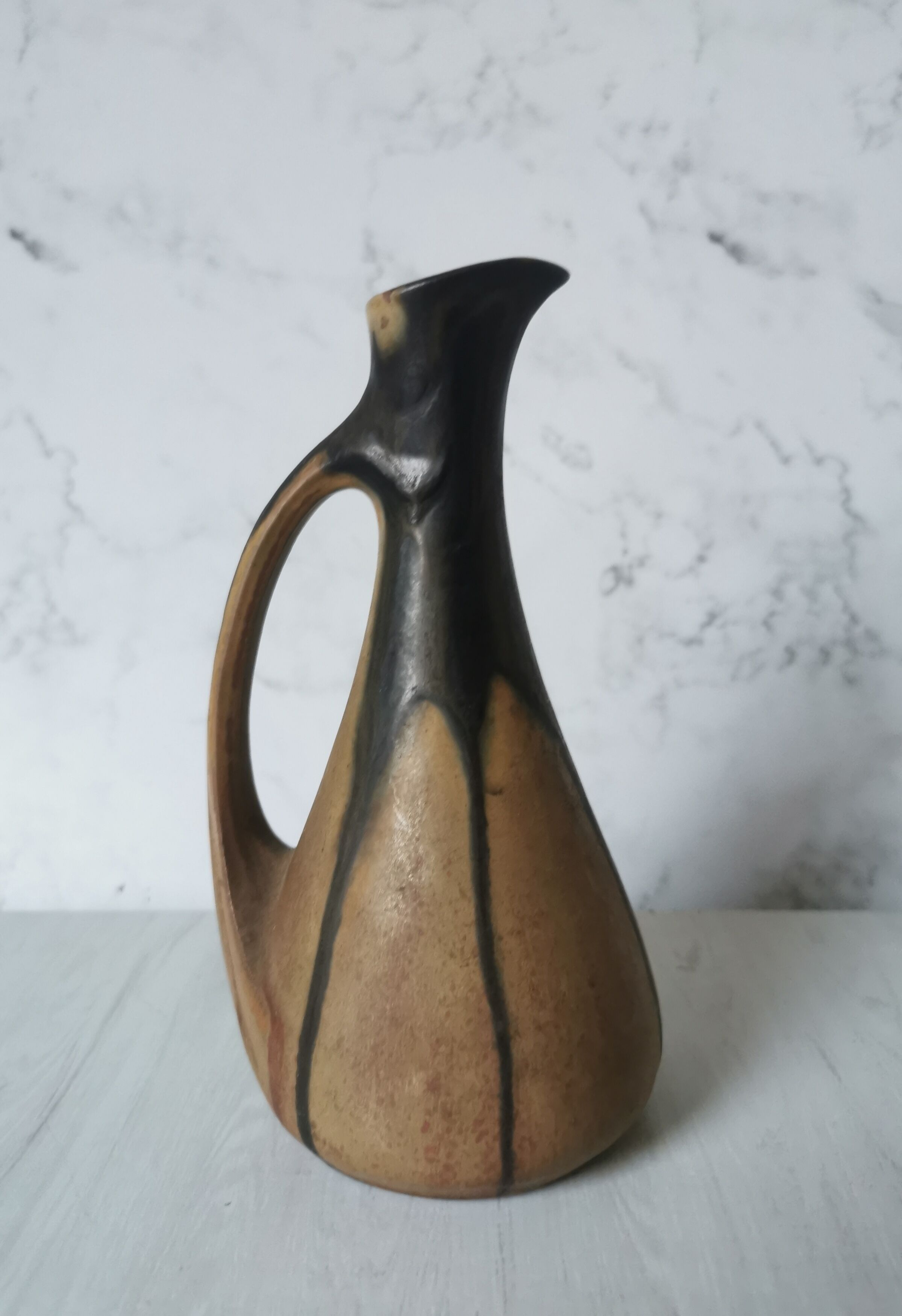 Flammé sandstone pitcher denbac