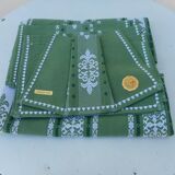 A tablecloth and six Basque towels