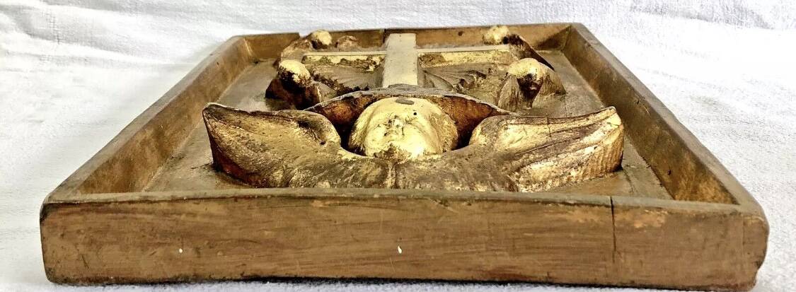 Panneau d’église en bois doré sculpté XIX