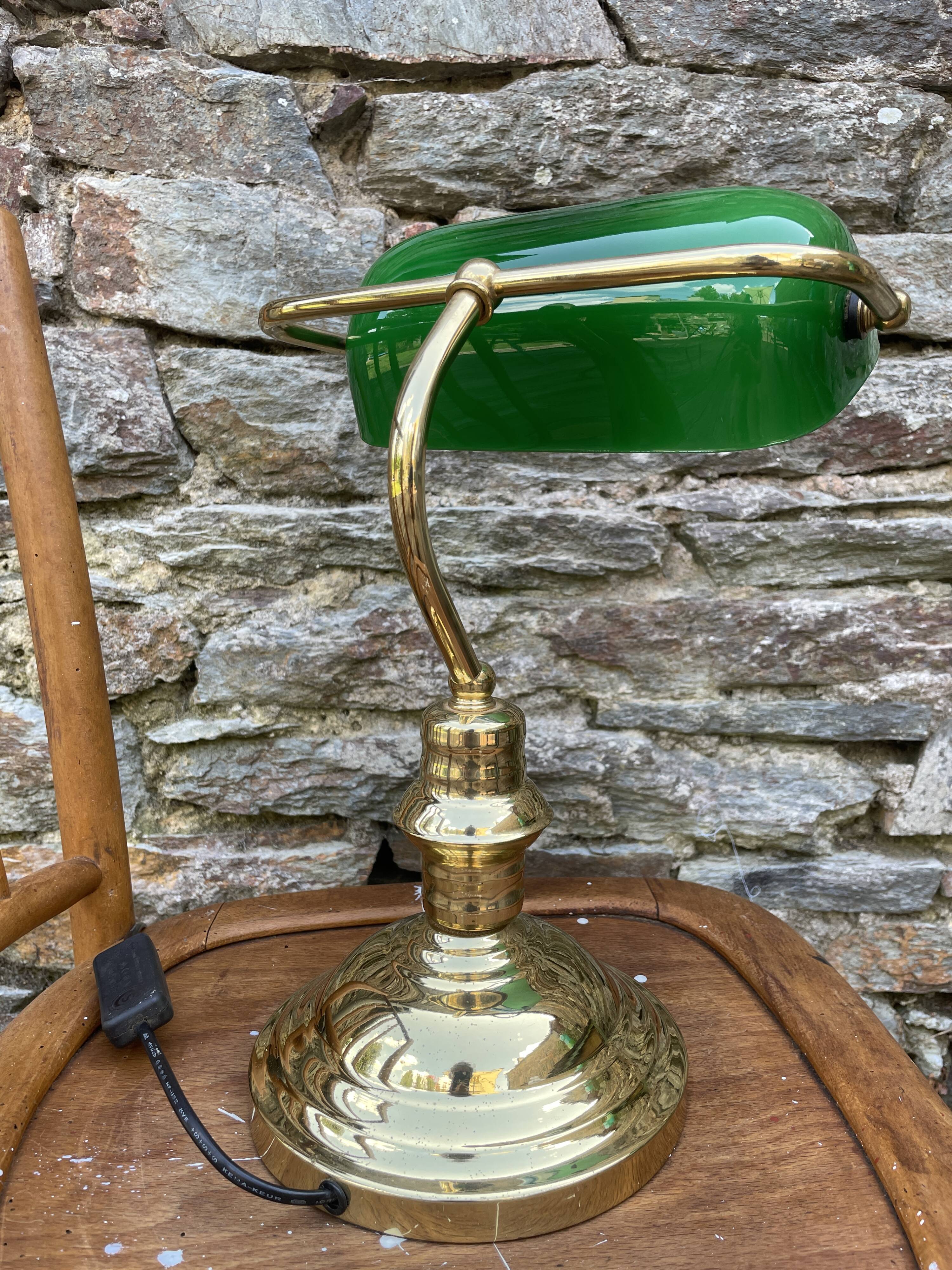 Notary lamp, banker in green opaline