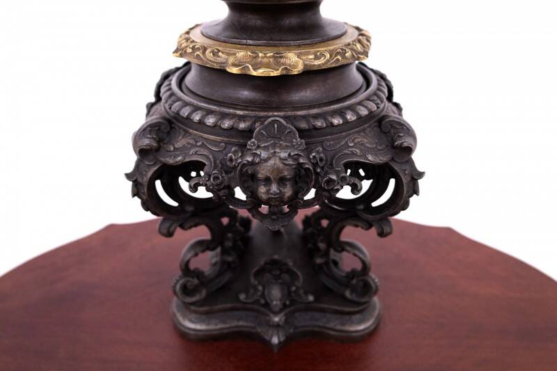 Paire de lampes à huile en bronze, France, vers 1880.