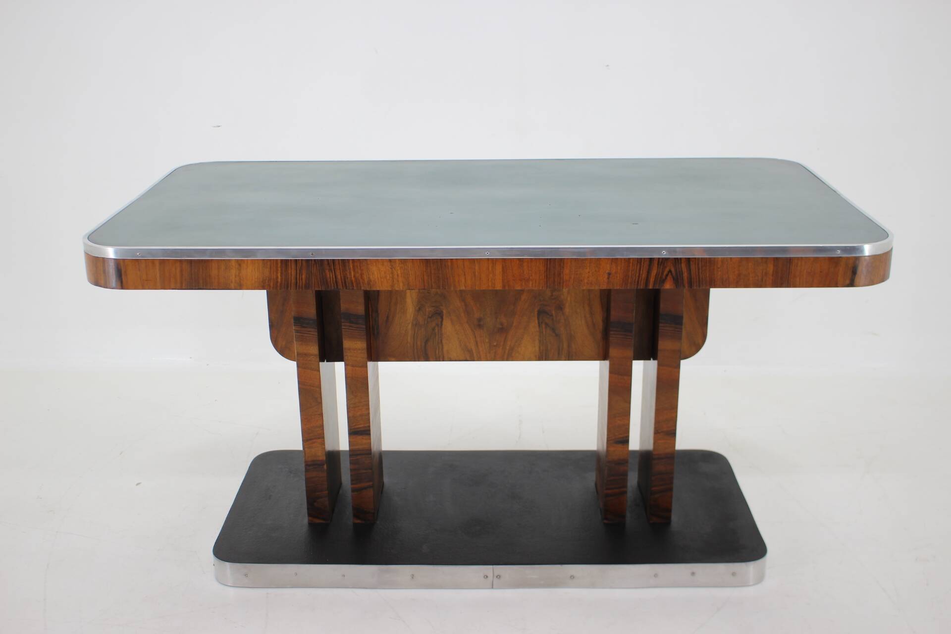 1930s Art Deco Dining Table in Walnut, Czechoslovakia