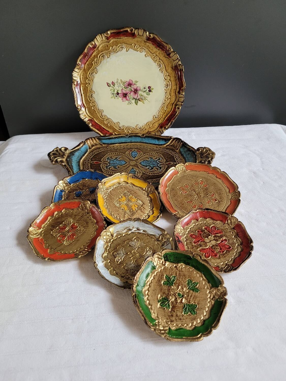 Venetian trays