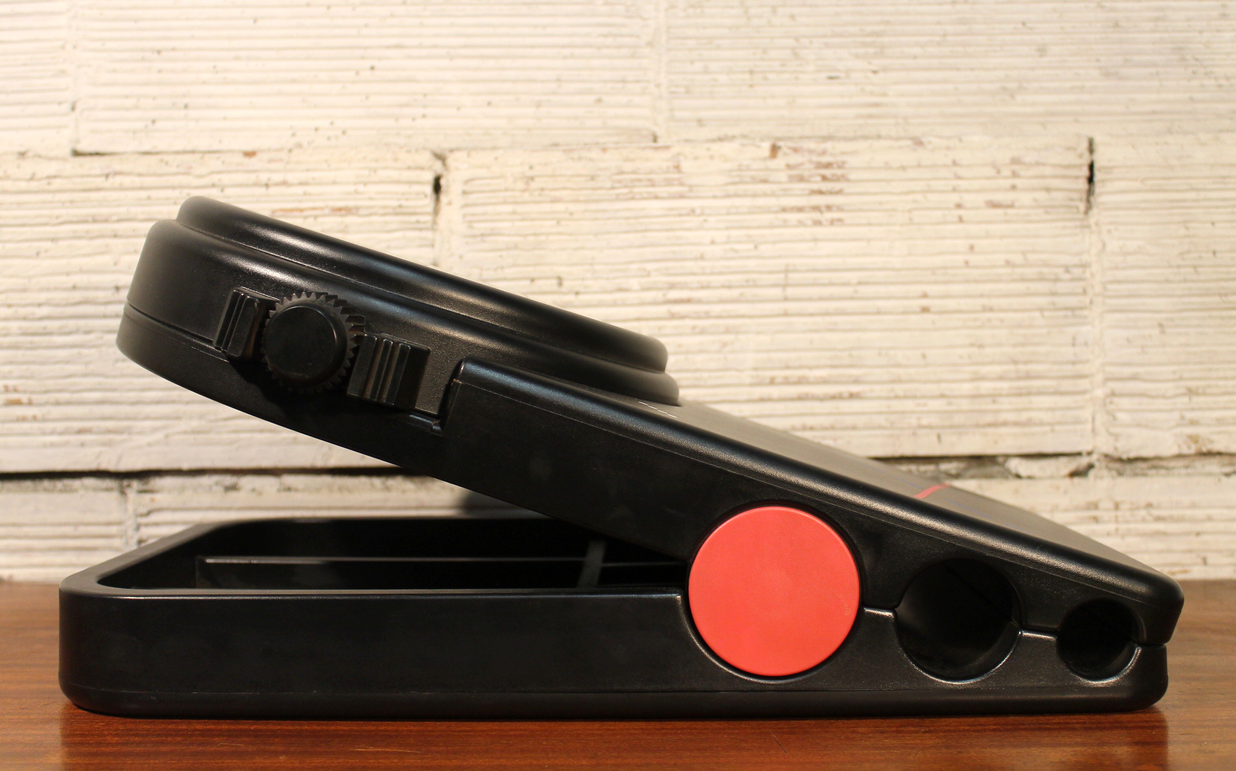 The 80s clip wall clock