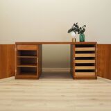 Bureau en cerisier, design danois, années 1960, production : Danemark
