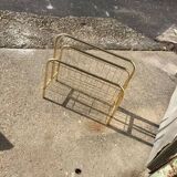 Porte-revues mid-century en laiton doré et bois, vintage années 70, Hongrie