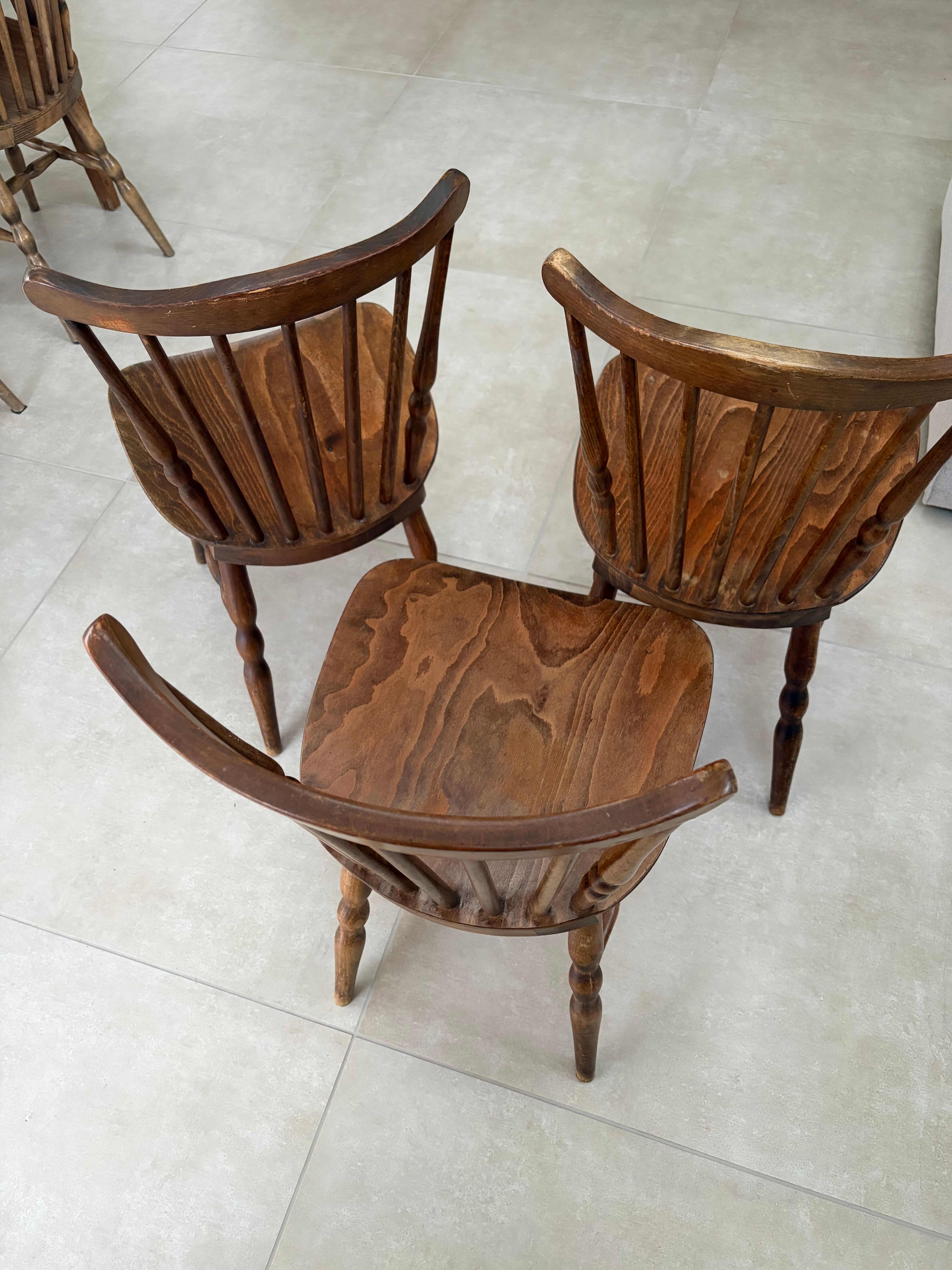 Baumann chairs