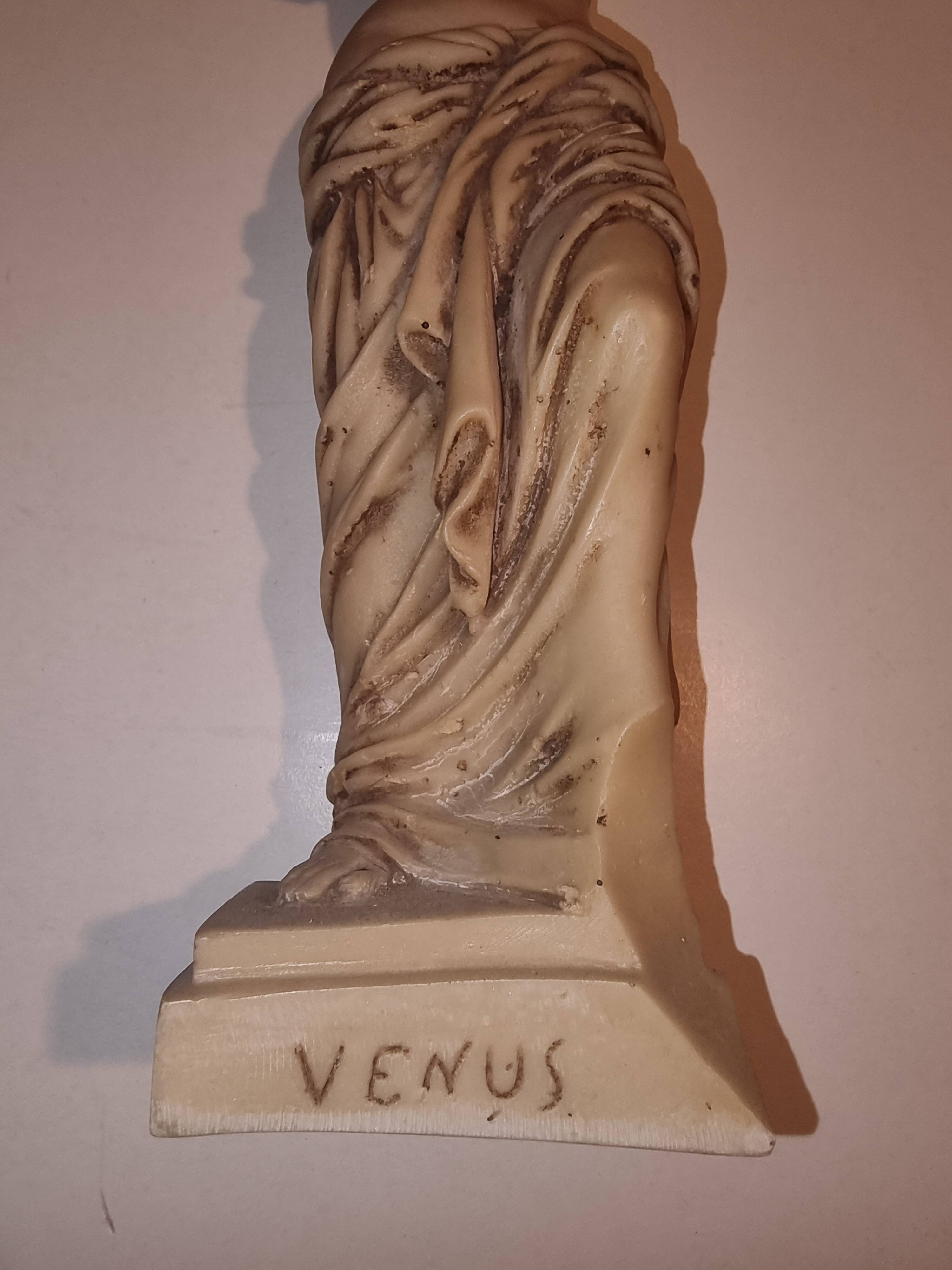 "Venus de Milo" marble statuette