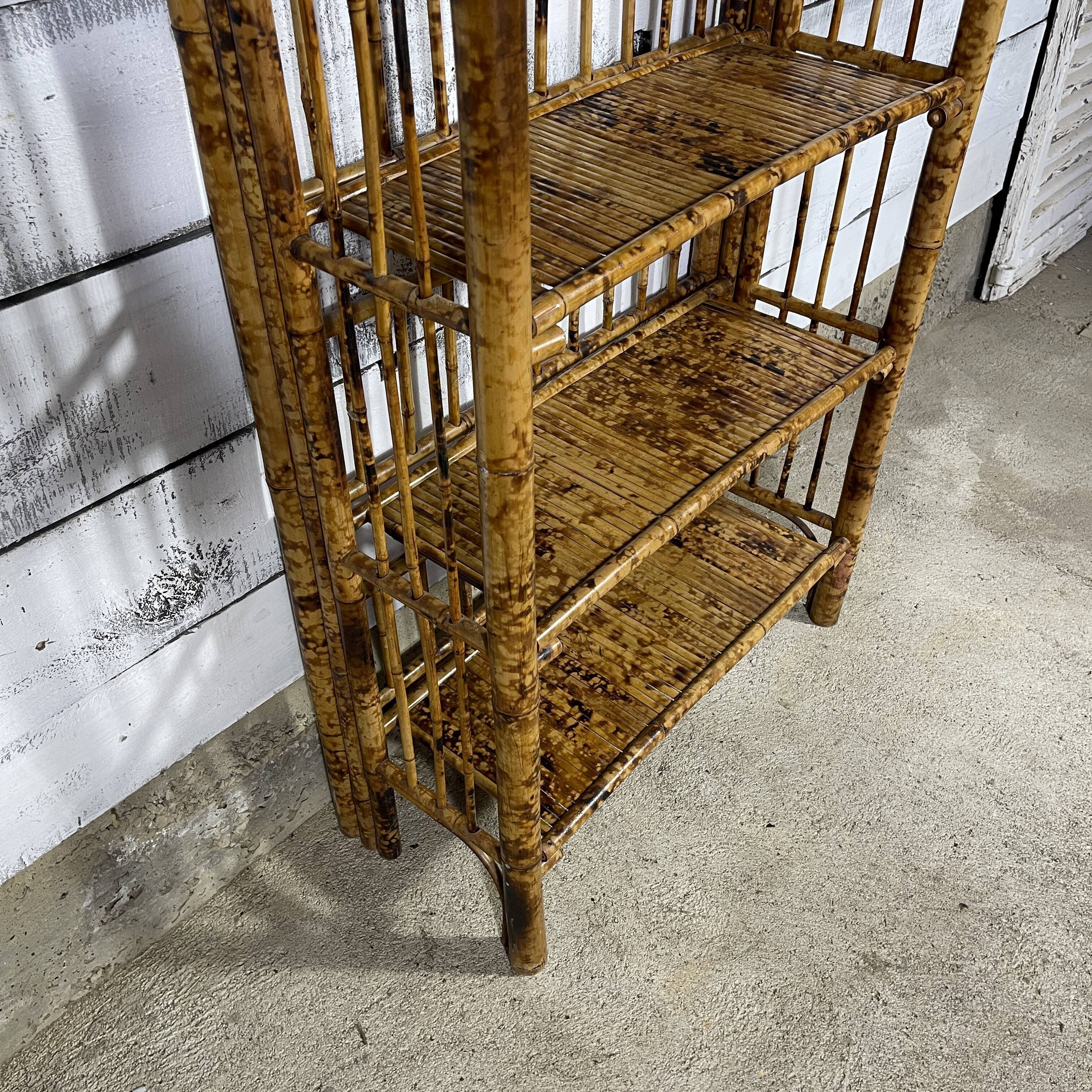 Vintage folding shelf