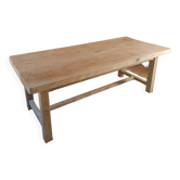 Farm table