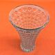 Vase en verre moulé transparent à décor de facettes, années 1950
