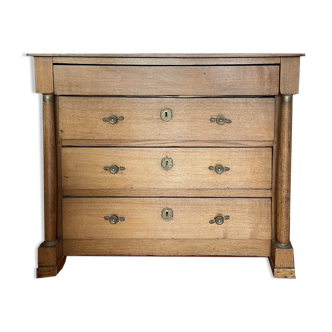 Antique chest of drawers