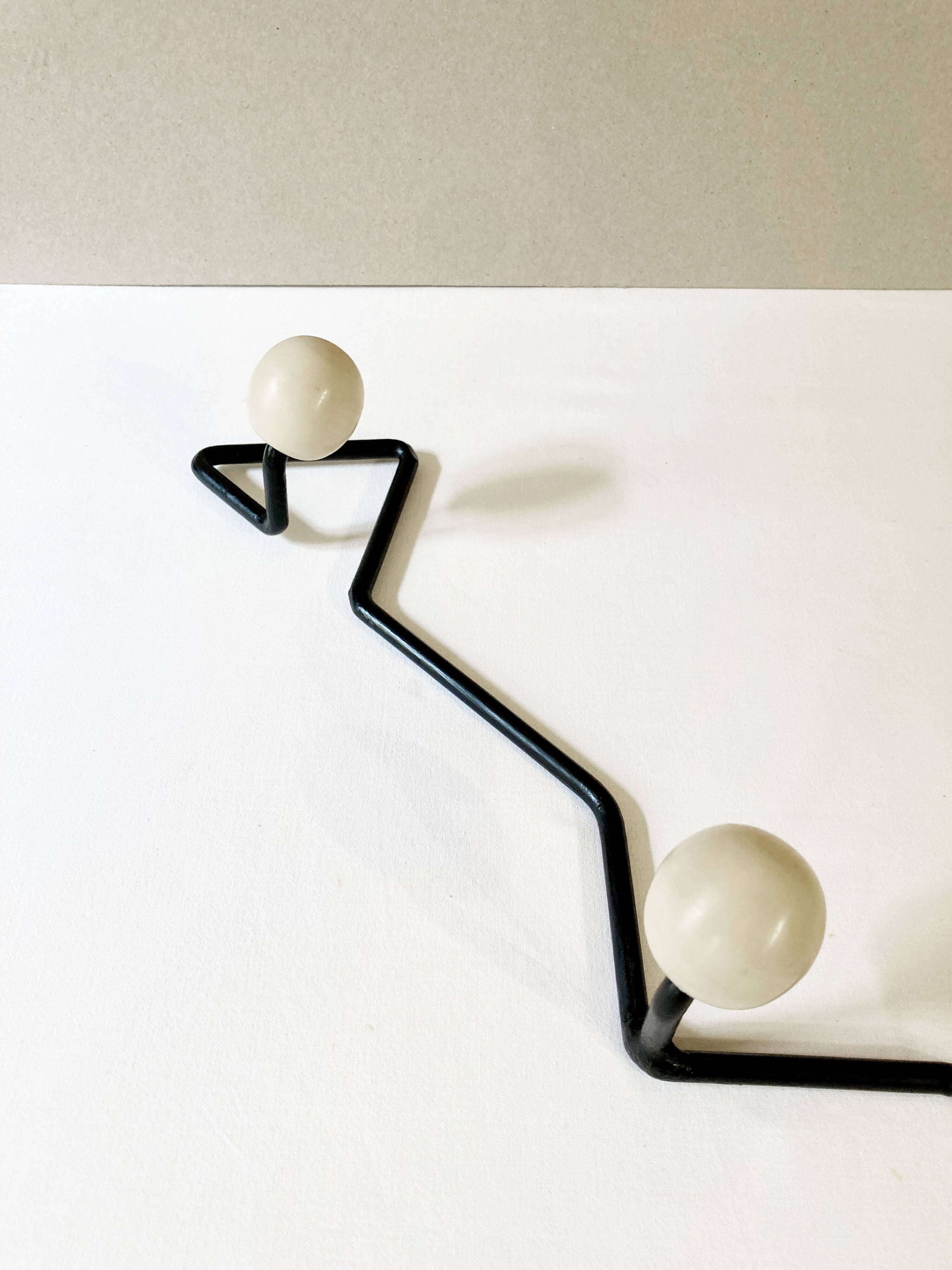 Sixties coat rack/hook, metal and white wood