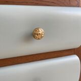 Commode vert pâle
